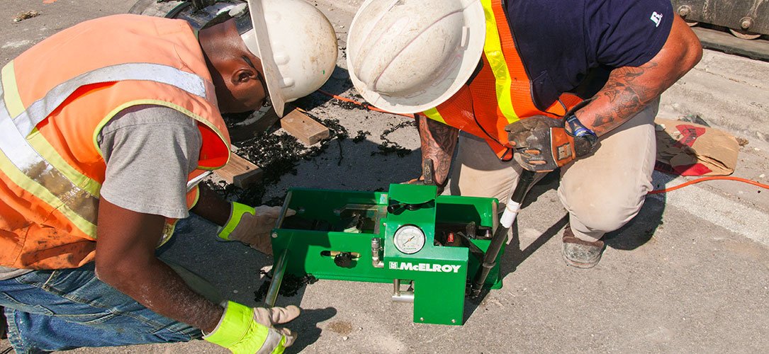 McElroy In Field Tensile Tester Model AS03501 helps verify fusion joint integrity